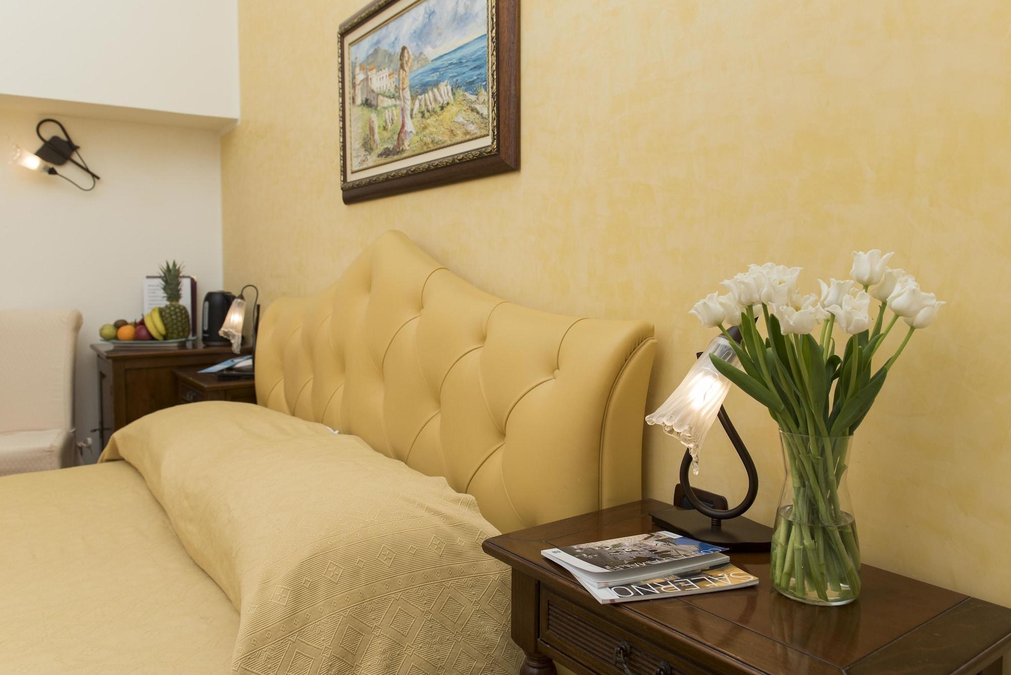 Hotel Villa Annalara Charme And Relax Amalfi Eksteriør billede